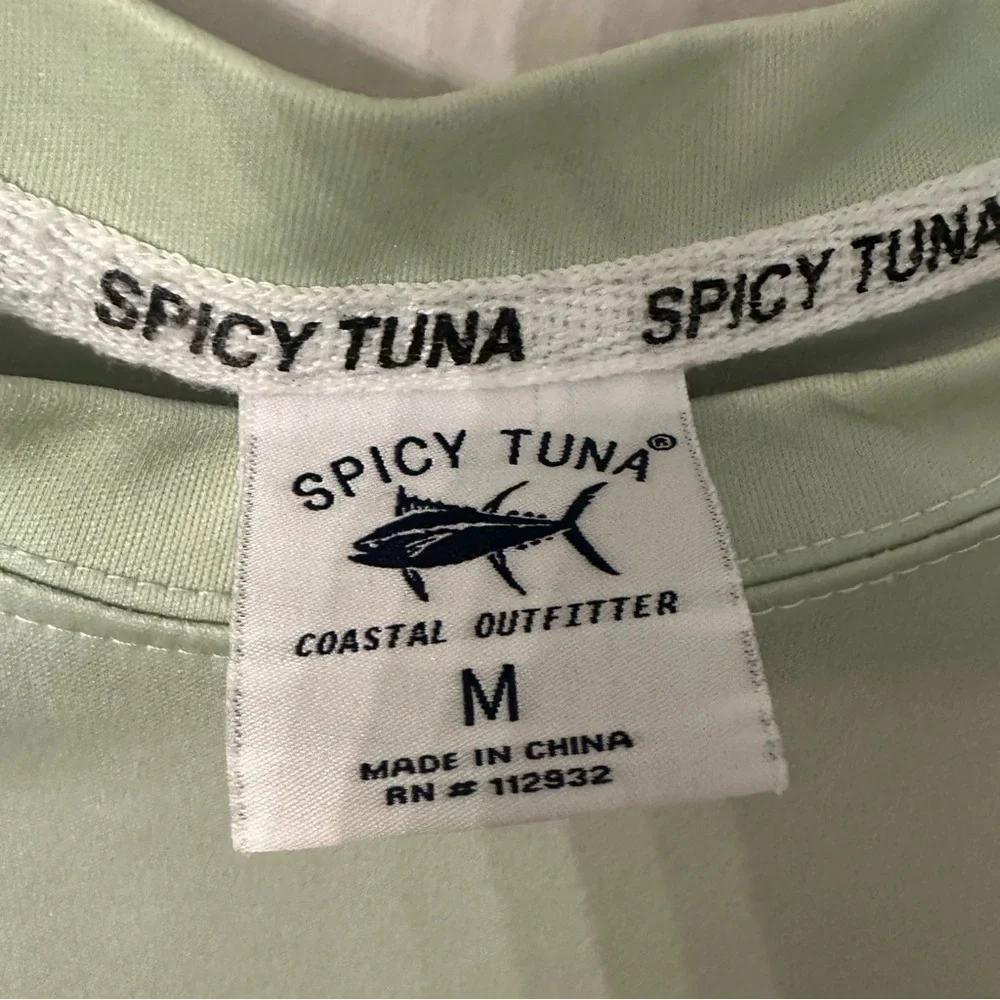 Spicy Tuna Coastal Outfitter Men’s Long Sleeve Stay Salty Swim Shirt Sz M GUC